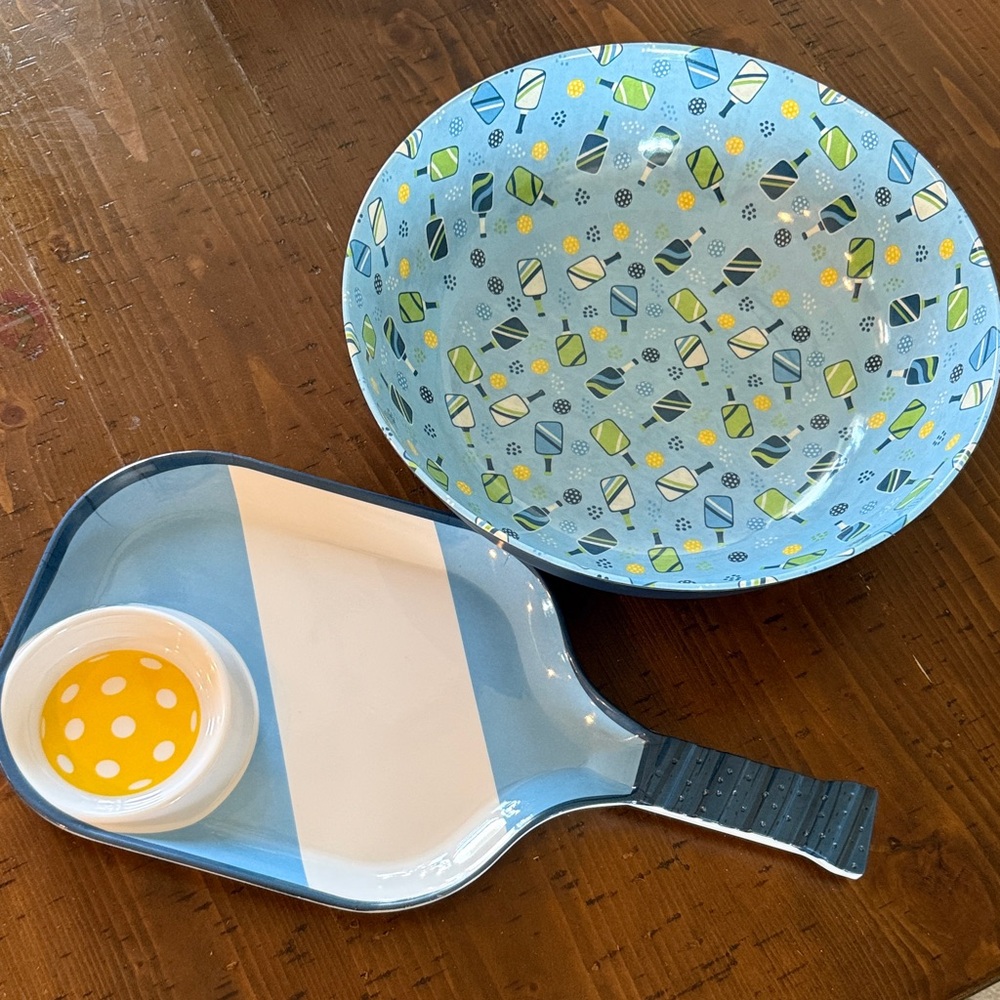NWT Pickleball Chips & Dip Platter + Serving Bowl